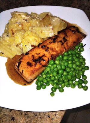 Ginger glazed salmon.jpg