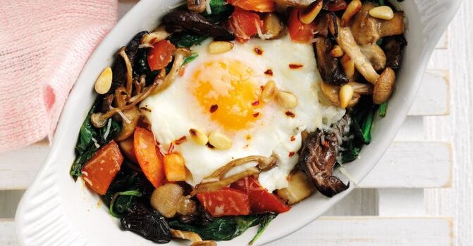 baked-eggs-spinach-parmesan-pine-nuts-mushrooms-1.jpg