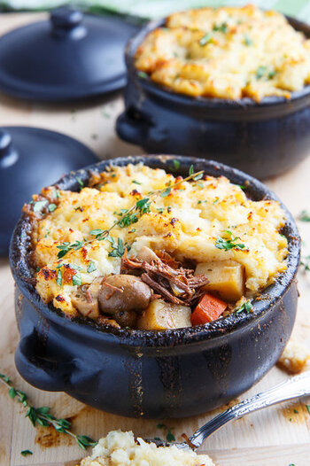 Steak and Guinness Stew with Irish White Cheddar Cauliflower Mash 800 4701.jpg