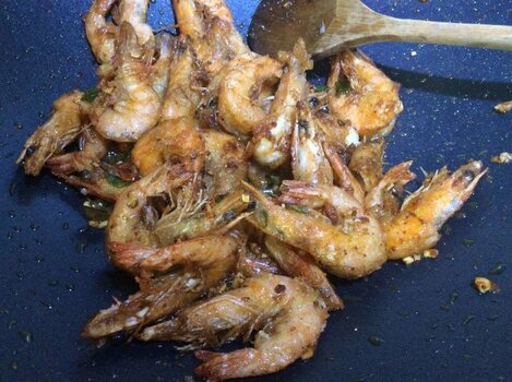 butter prawns.jpg