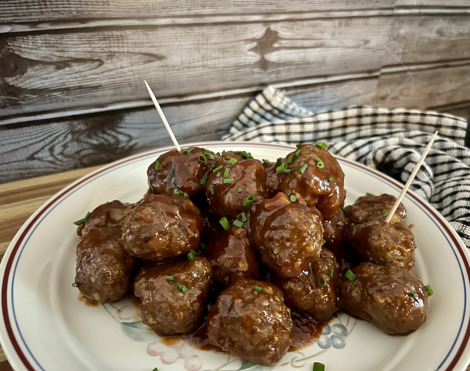 Honey-Garlic Glazed Meatballs